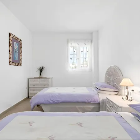 Marbpent - Cabopino 2 Bed 2 Bath Sea View Penthouse Apartment *